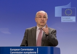 european parliament google europe search european commission proposal split search giant break-up