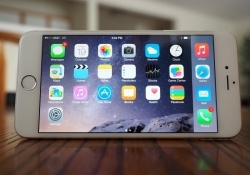 apple iphones iphone stock iphone 6 iphone 6 plus iphone sales holiday quarter