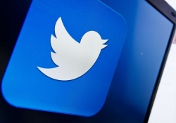 twitter offers twitter advertising retail deals promotions investors discounts tweets coupons