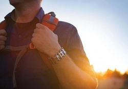 leatherman tread watch wristwatch bracelet wearable leatherman