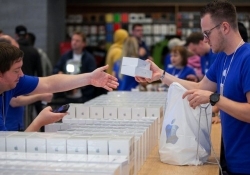 apple iphones iphone ipad ipod touch earnings sales profit quarterly report iphone 6 growth iphone 6 plus iphone sales