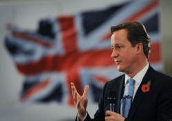 british prime minister suggests banning online messaging apps uk david cameron encryption whatsapp snapchat ban law enforcement law enforcement requests
