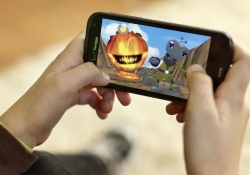 mobile game revenues grow surpassing billion mobile mobile gaming mobile games games growth