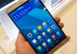 huawei mediapad x2 mwc tablet smartphone mediapad handset phablet phone mwc 2015 huawei mediapad x2