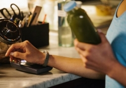 jawbone up4 nfc mobile payments fitness tracker