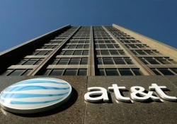 fcc mobile att data throttling federal communications commission plans fine limit