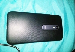 moto snapdragon cpu 1gb ram qualcomm lenovo motorola smartphone specs leak handset phone moto x moto g hardware specifications