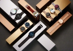 motorola moto ifa watch smartwatch moto maker wristband moto 360 gorilla glass 3 ifa 2015 ip67 anylight