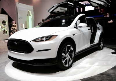 elon musk tesla model tesla tesla model x hepa filters bio-weapon defense mode electric suv