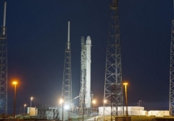 spacex falcon tesla space jeff bezos elon musk falcon 9 reusable rocket falcon 9 rocket rocket blue origin