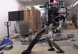 atlas robot robotics found ihmc robotic maid