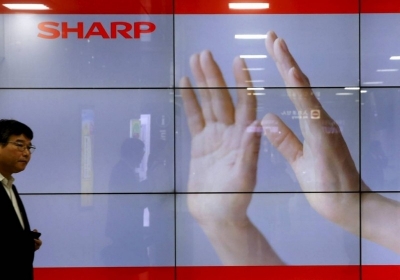 sources foxconn sharp japan acquisition buyout japan display innovation network corp of japan