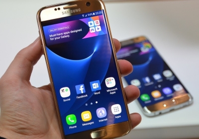mwc hands- galaxy s7 xperia sony samsung hp lg lg g5 mwc 2016 xperia x xperia x performance xperia axa elite x3