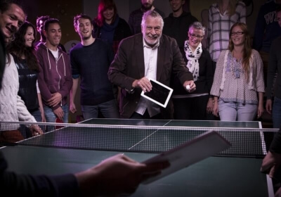 atari nolan bushnell gaming video games mobile games chuck e. cheese spil games tung nguyen-khac