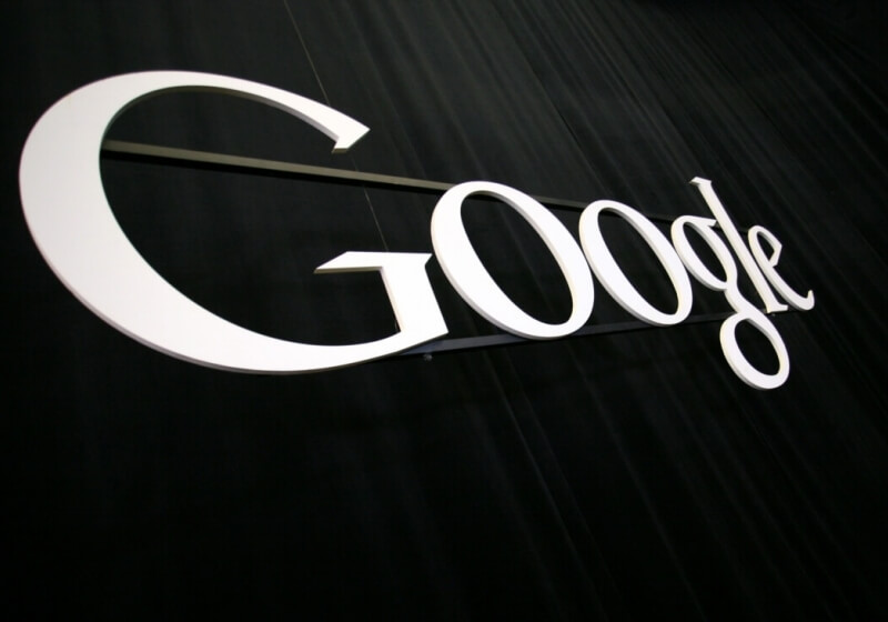 Google experiment replaces blue links with black text - do you approve?