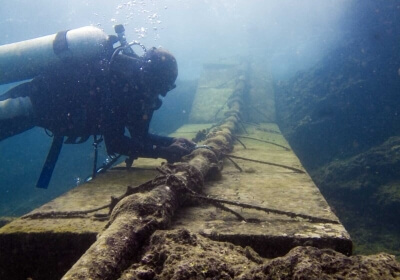 facebook microsoft laying giant cable atlantic cable partnership telefonica undersea cable atlantic ocean marea telxius