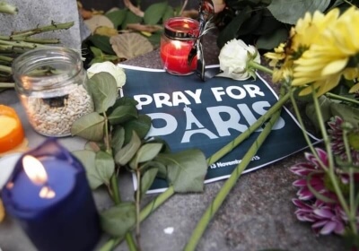 family paris facebook twitter google isis social media paris attacks terrorists online terrorism