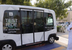 driverless dubai minibus