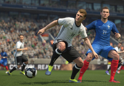 FIFA 17 vs PES 2017: Head-to-head