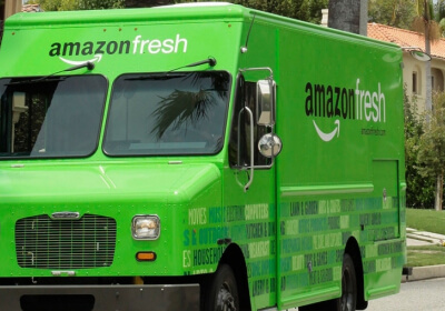 amazon expand grocery business convenience stores grocery delivery amazon fresh project como