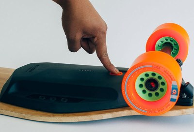 boosted boards warns discontinue due lithium-ion battery investigation lithium ion batteries boosted board electric longboard boosted overheating fires