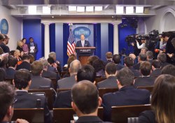 white house skype donald trump sean spicer kellyanne conway press briefing skype seats