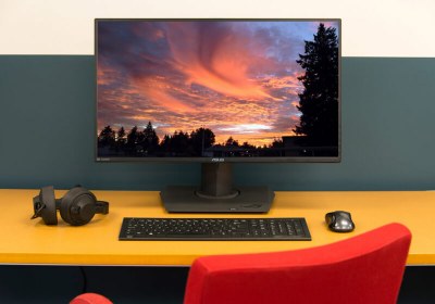 open forum display monitor