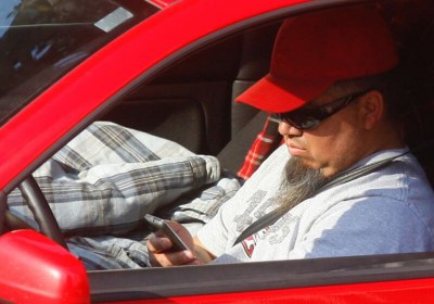 smartphones smartphone pedestrians distracted driving
