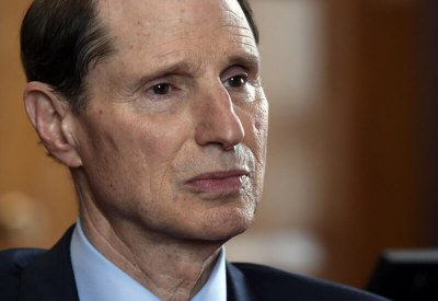 senate border phone search congress bill protecting data at the border act