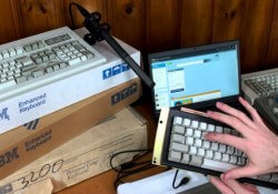 keyboard IBM Model F old school