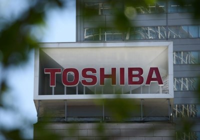 struggling toshiba hisense toshiba