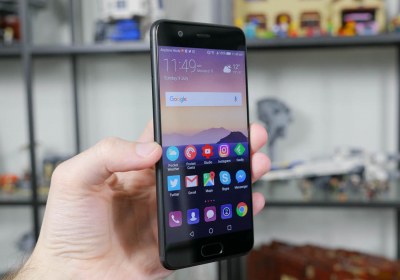 triple huawei p11 face mwc huawei face id mwc 2018