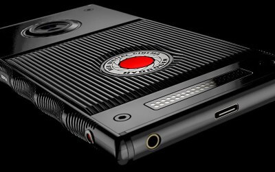 red hydrogen smartphone red hydrogen one