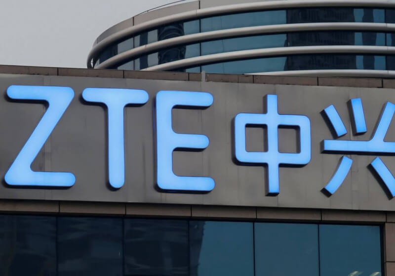 Trump signs defense bill prohibiting US government from using ZTE, Huawei tech