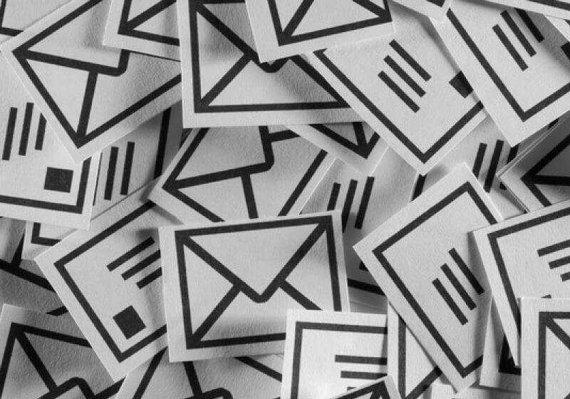 Yahoo and AOL scan your inbox for advertising purposes