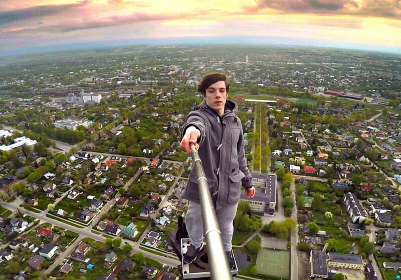 Study: Selfie-related deaths are increasing with young people taking more risks