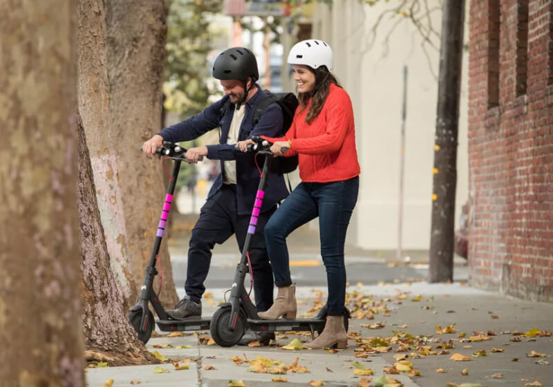 Lyft shifts to Segway scooters; swappable batteries and docking system in the works