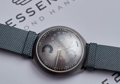 ressence type smartwatch iot