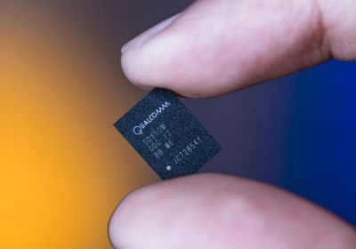 apple qualcomm iphones legal modem iphone 5g ftc