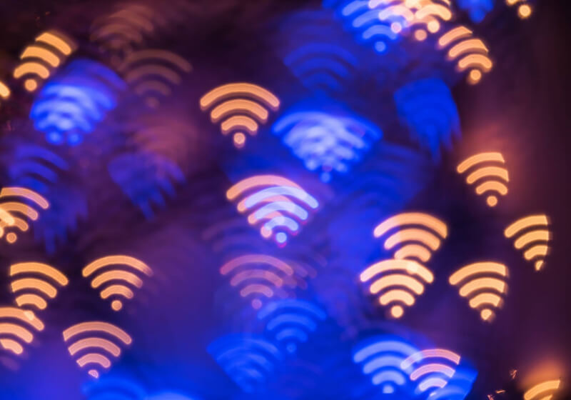 MIT's 2D antenna turns Wi-Fi signals into power