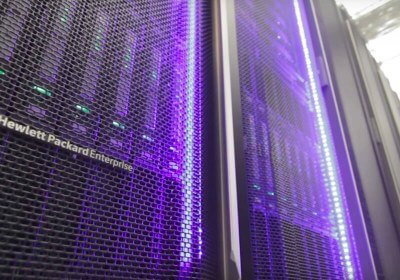 itanium server hpe