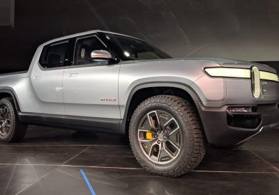 amazon rivian electric cars suv truck pickup truck