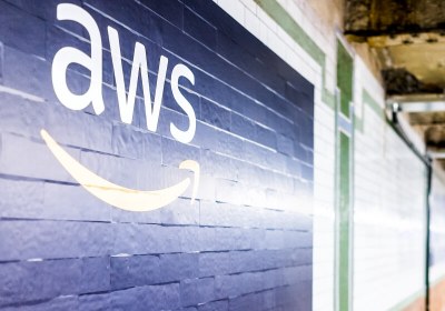 apple amazon web services amazon amazon aws