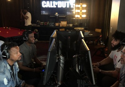 nfl players reveal call duty modern warfare call of duty modern warfare 4 with video