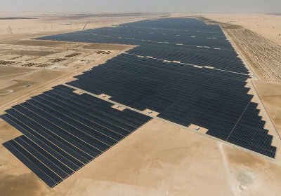 uae noor abu dhabi solar power desert sustainable energy