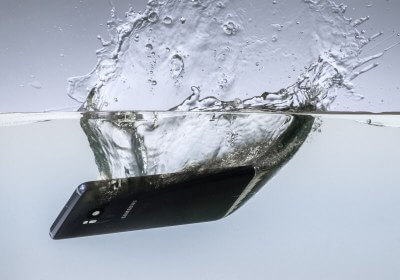 samsung australian galaxy lawsuit advertising australia waterproof