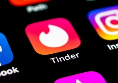 coming tinder dates panic buttons safety check-ins