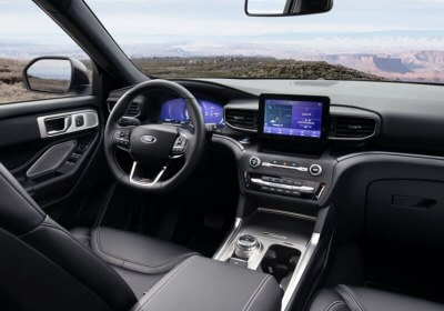 ford explorer distracted driving