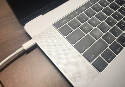charging macbook overheating