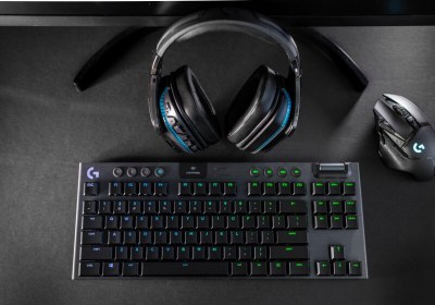 logitech g915 logitech gaming keyboard with video